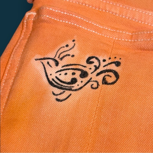 🎉HP!🎉 Originally White High Rise Skinny Jeans in White, Now Apricot. Size 25 - Picture 8 of 11